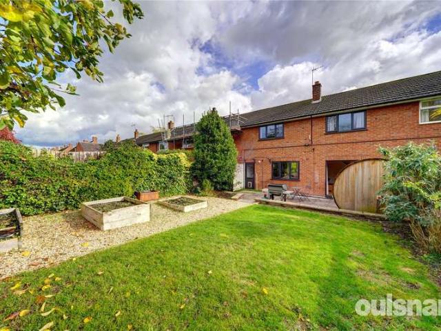House for sale in Crookhill, Worcestershire