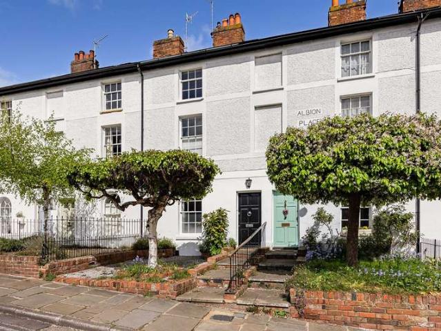 House for sale in Henley-on-Thames, Berrick Salome
