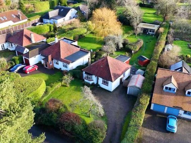 House for sale in Pouchen End, Hertfordshire