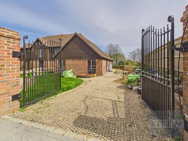 House for sale in Cross In Hand, East Sussex