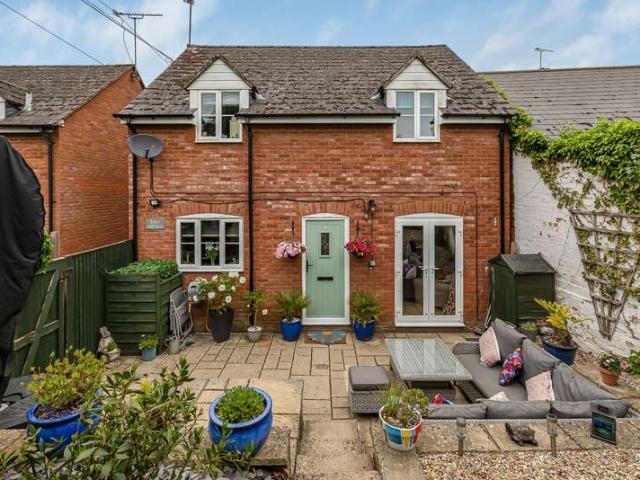 House for sale in Great Faringdon, Dromore