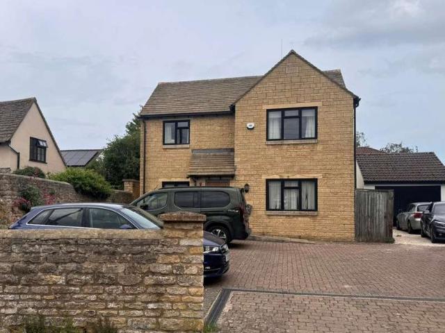 House for sale in Pamington, Gloucestershire