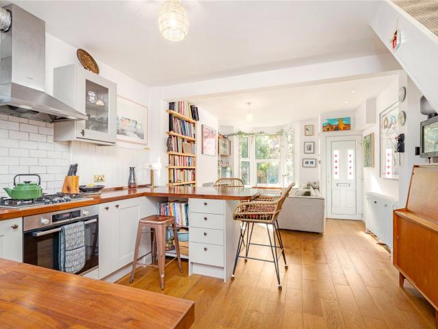 House for rent in London Borough of Newham, Greater London