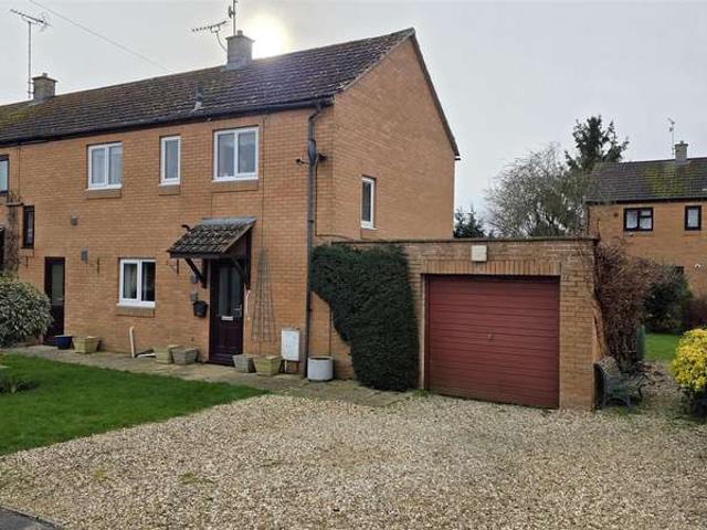 House for sale in Fossebridge, Gloucestershire