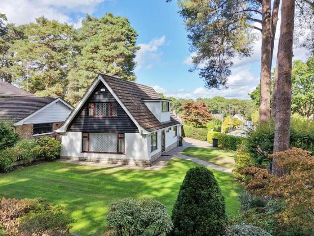 Farm for sale in Tricketts Cross, Ferndown