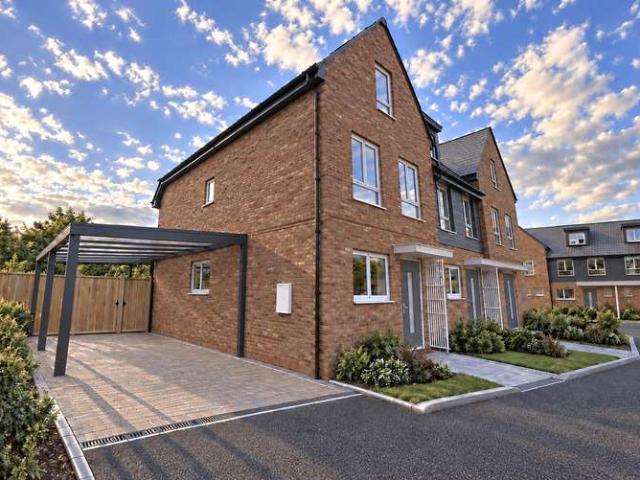 House for sale in London Colney, St Albans