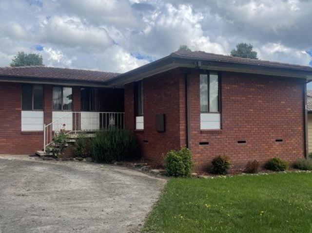 House for rent in Brisbane Grove, New South Wales