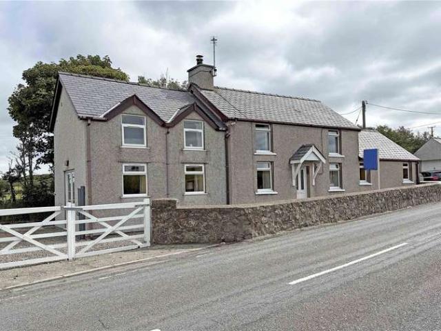 House for sale in Llynfaes, Trefor