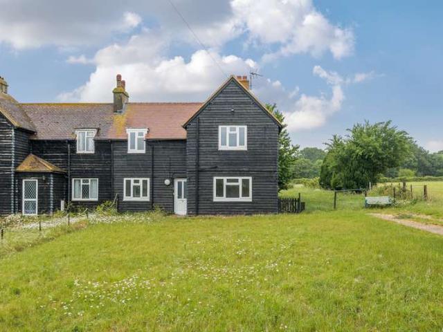 House for sale in Carshalton-on-the-Hill, Greater London