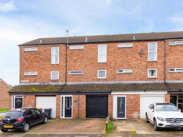 House for sale in Leighton-Linslade, Eggington