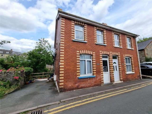 House for sale in Talgarth, Wales