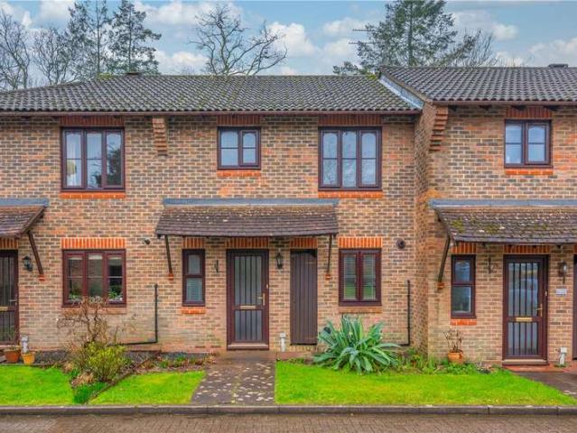 House for sale in Wrecclesham, Fole