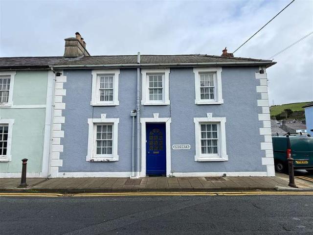 House for sale in Aberaeron, Wales