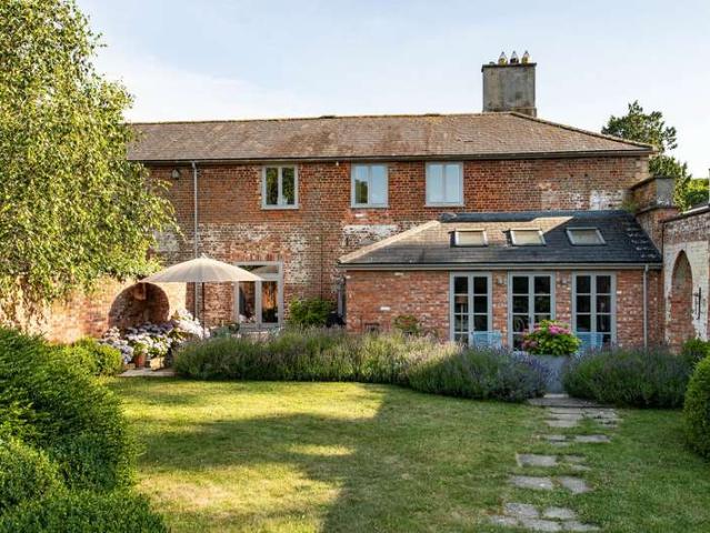 House for sale in Rode Manor, Tellisford