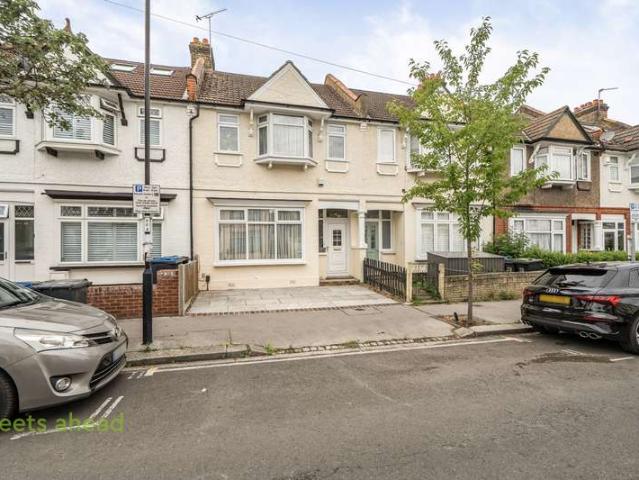 House for sale in London Borough of Croydon, Addiscombe