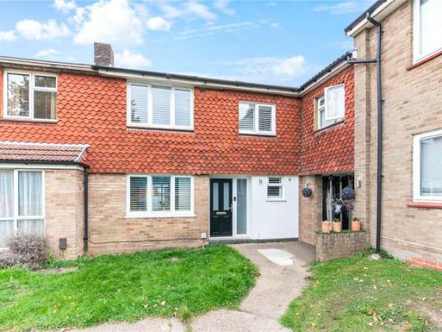 House for sale in Tattenham Corner, Red Hill