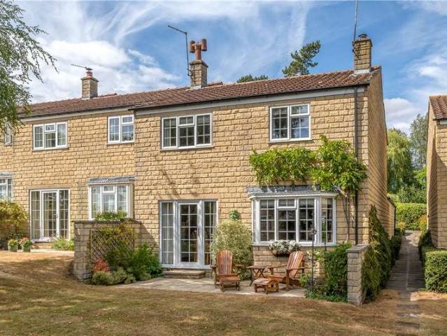 House for sale in Burton Leonard