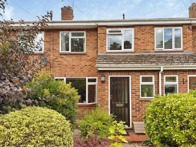 House for sale in Buckler's Park, Crowthorne
