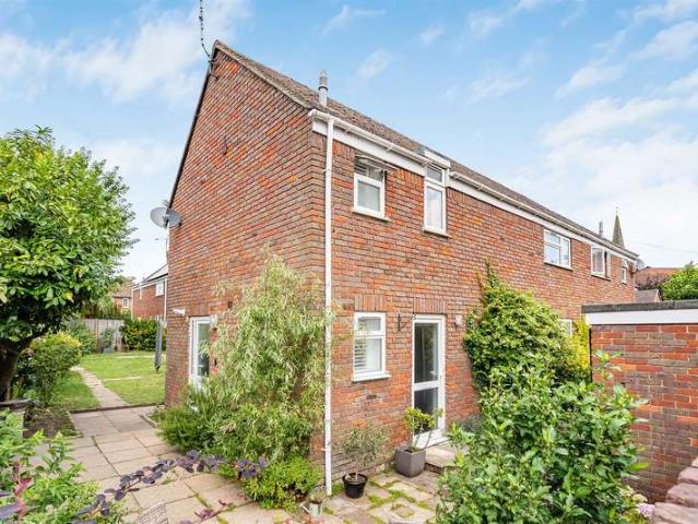 House for sale in Lunnon, Buckinghamshire
