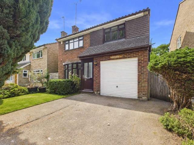 House for sale in Sunningdale, Windsor and Maidenhead