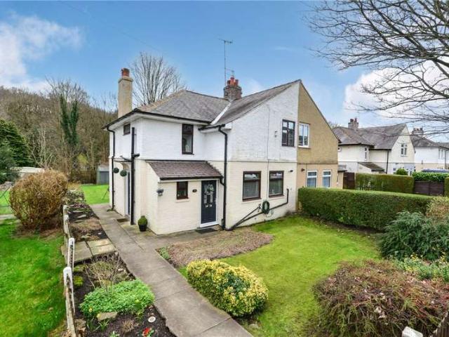House for sale in Cottingley, West Yorkshire