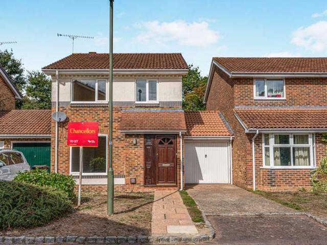House for rent in Lightwater, Surrey Heath