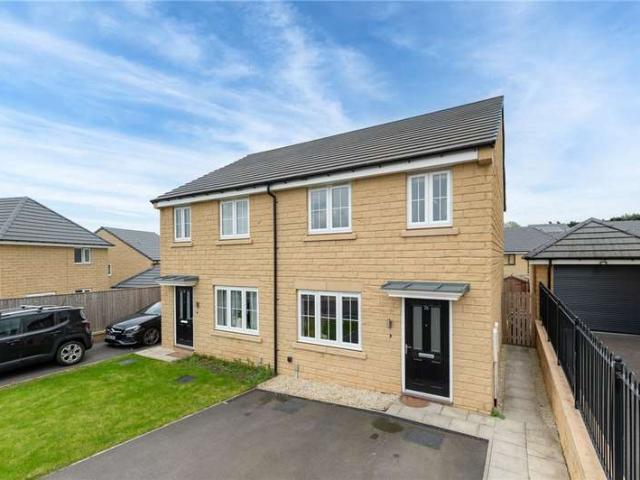 House for sale in Drighlington