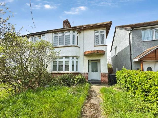 House for sale in Dale Hill, Essex