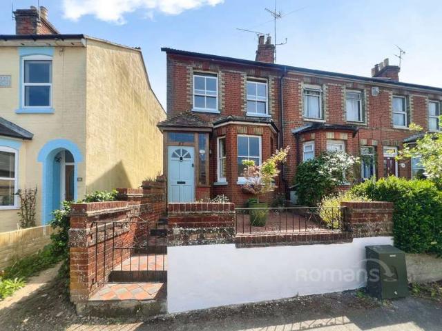 House for sale in Aldershot, Hampshire