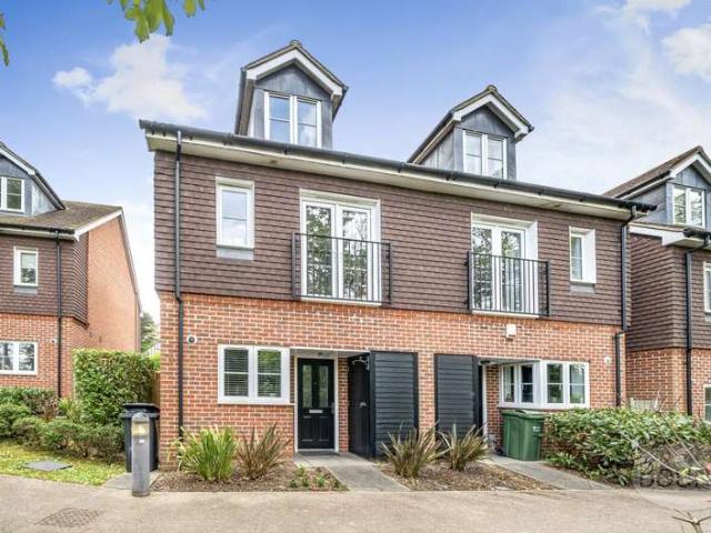 House for sale in Boxgrove, Guildford
