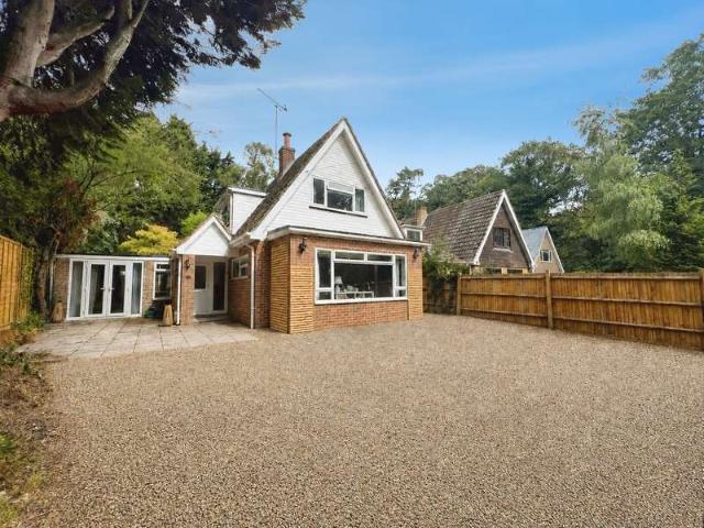 House for sale in Barkham