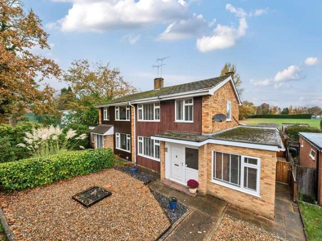 House for sale in Sheerwater, Woking