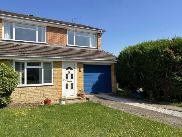 House for sale in Lunnon, Buckinghamshire