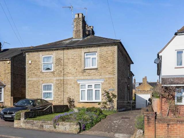 House for sale in Hertford, Colliers End