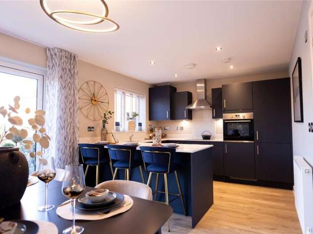 House for sale in Dee Park, Reading
