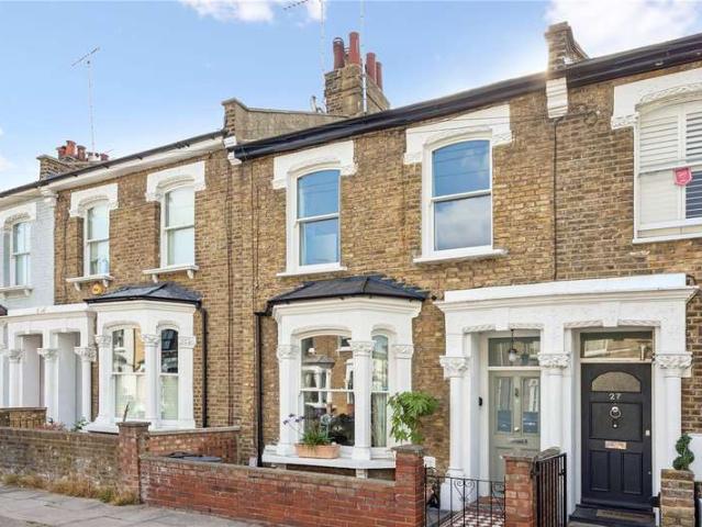 House for sale in London Borough of Islington, Greater London