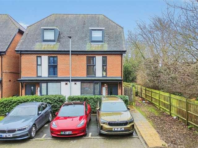 House for sale in Reading