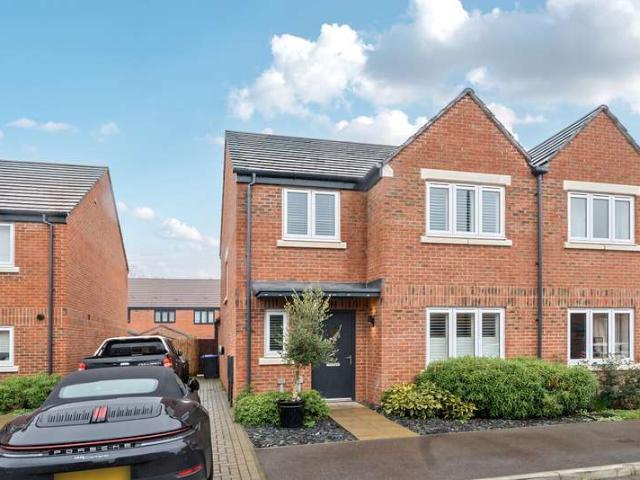 House for sale in Row Town, Surrey