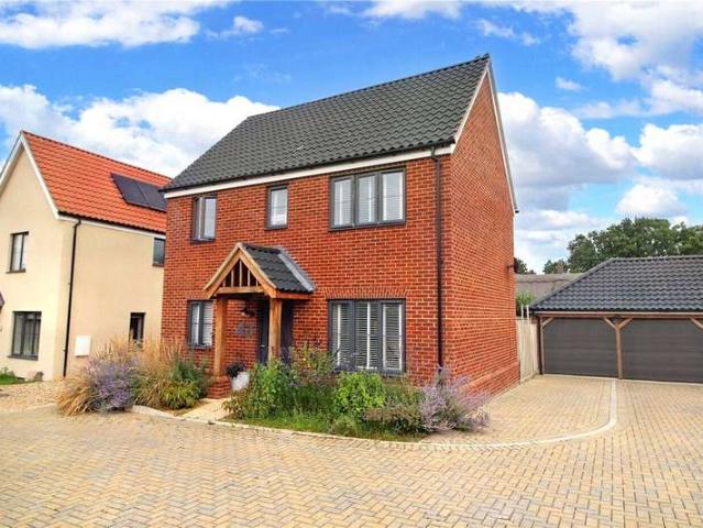 House for sale in Rockland St. Mary, Burgh St Peter