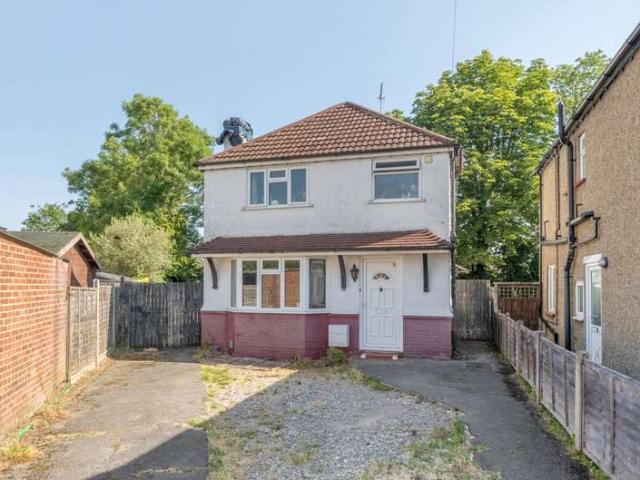 House for sale in Woodbridge Hill, Westborough