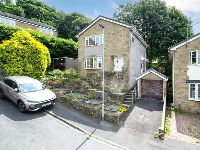 House for sale in Priestthorpe, Bradford