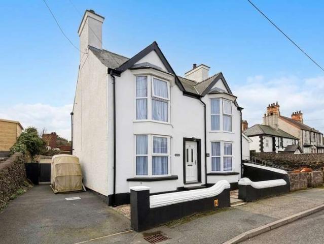 House for sale in Porth Amlwch, Amlwch