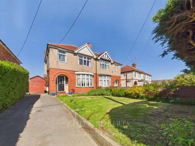 House for sale in Mold