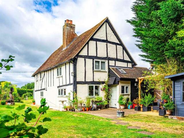 House for sale in Edlesborough, Buckinghamshire