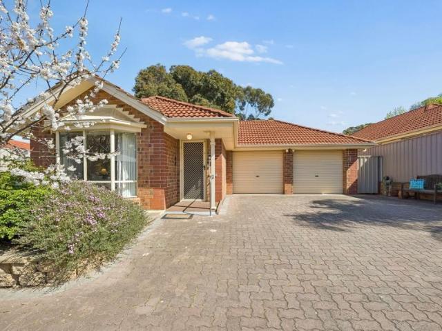 House for sale in Aberfoyle Park, Adelaide