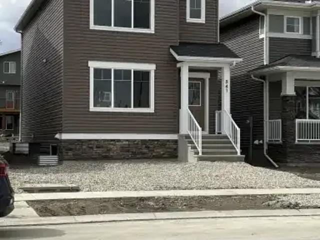 House for rent in Airdrie, Alberta