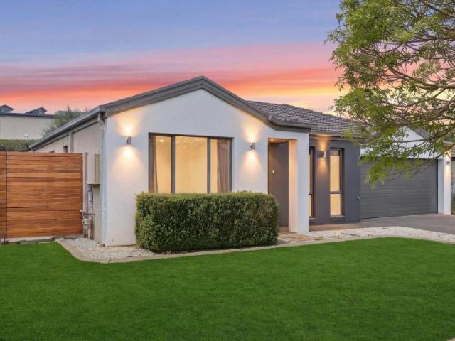 House for sale in Amaroo, District of Gungahlin