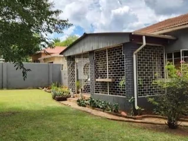 House for sale in Anzac, Brakpan