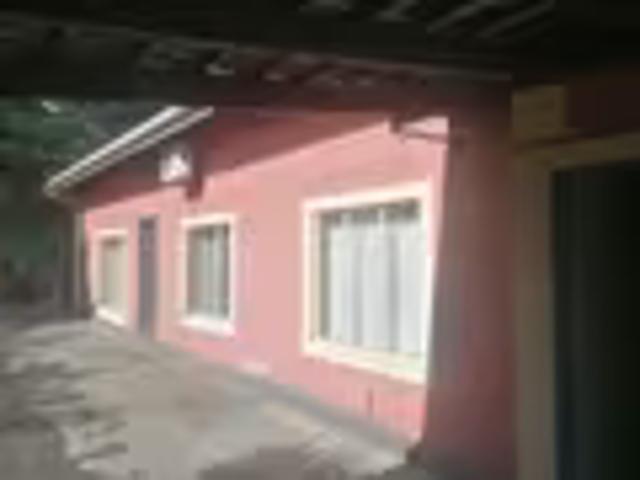 House for sale in Chatsworth, Kwazulu-natal