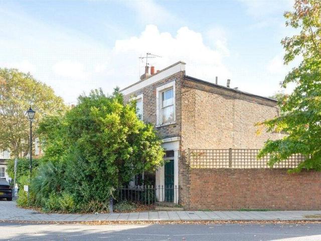 House for sale in Cat Hill, England